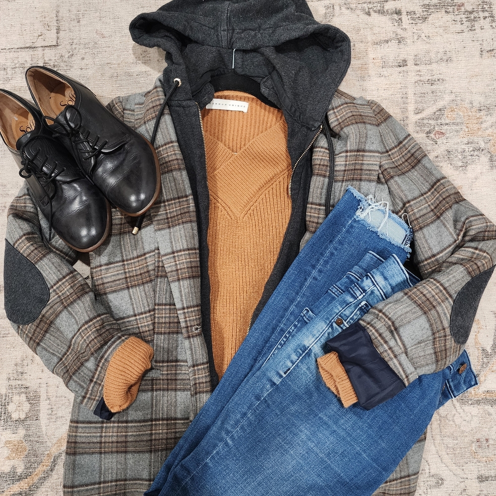 Tommy Hilfiger Gray Plaid Blazer with Black Accents